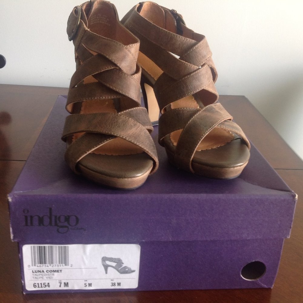 Indigo by Clarks